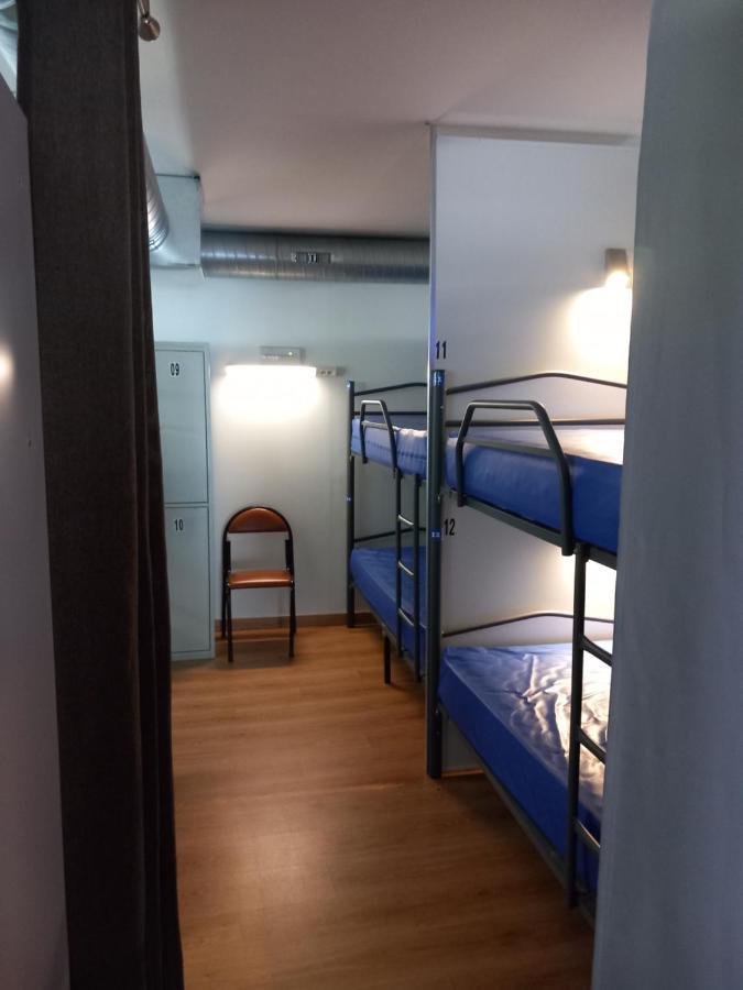 Albergue Monterrey سانتياغو دي كومبوستيلا المظهر الخارجي الصورة