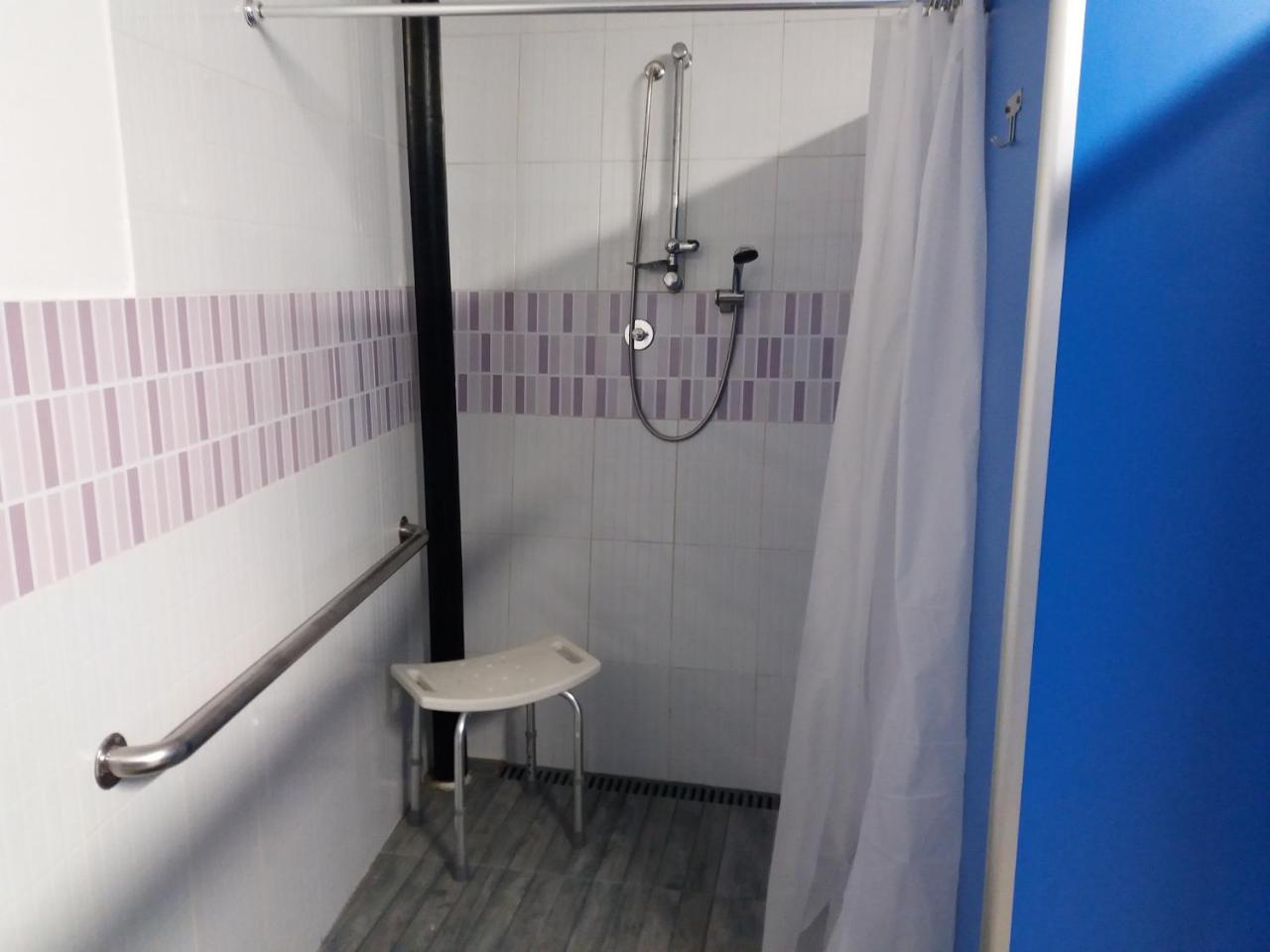 Albergue Monterrey سانتياغو دي كومبوستيلا المظهر الخارجي الصورة
